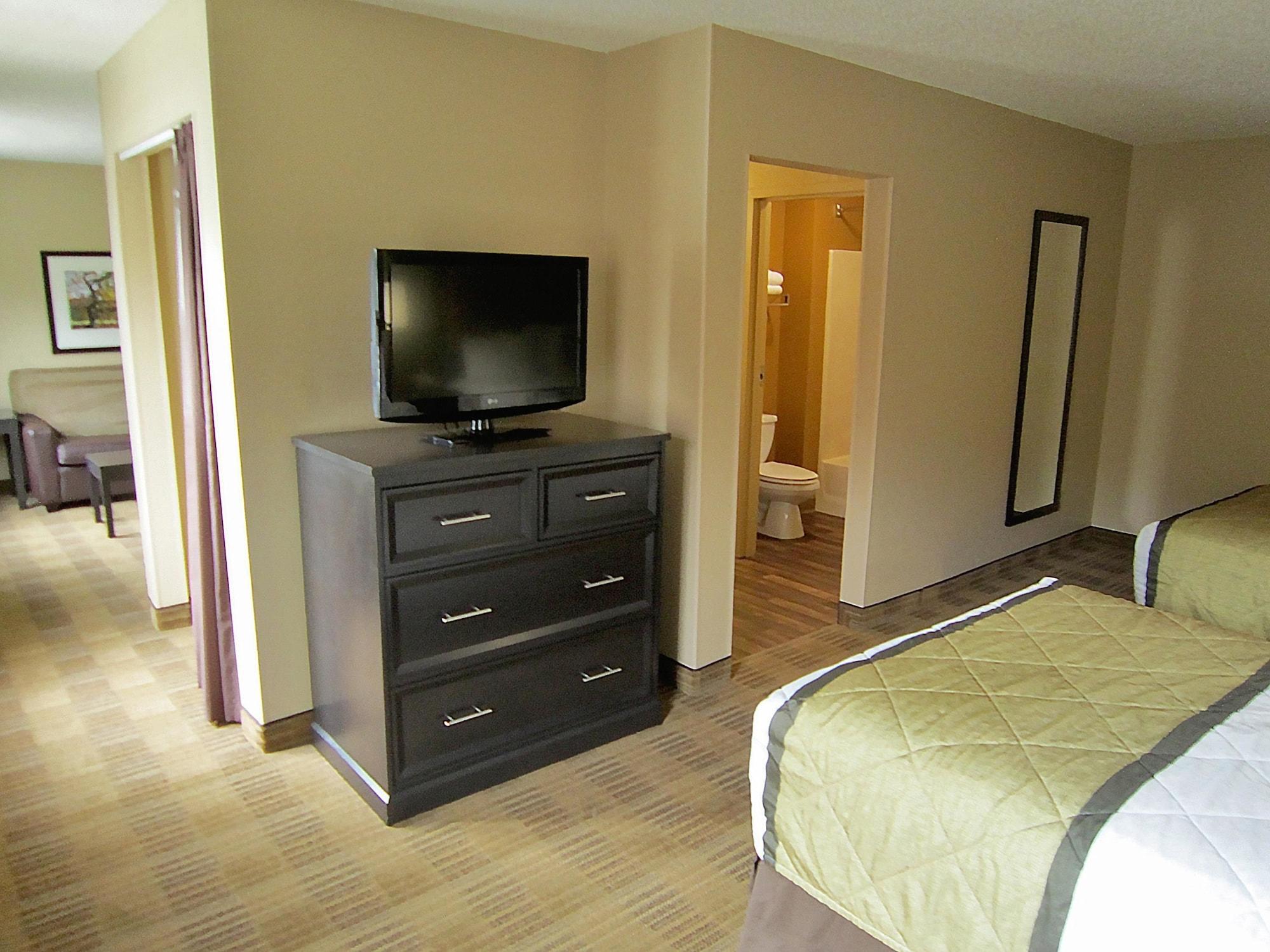 Extended Stay America Suites - Detroit - Novi - Orchard Hill Place Northville Екстер'єр фото