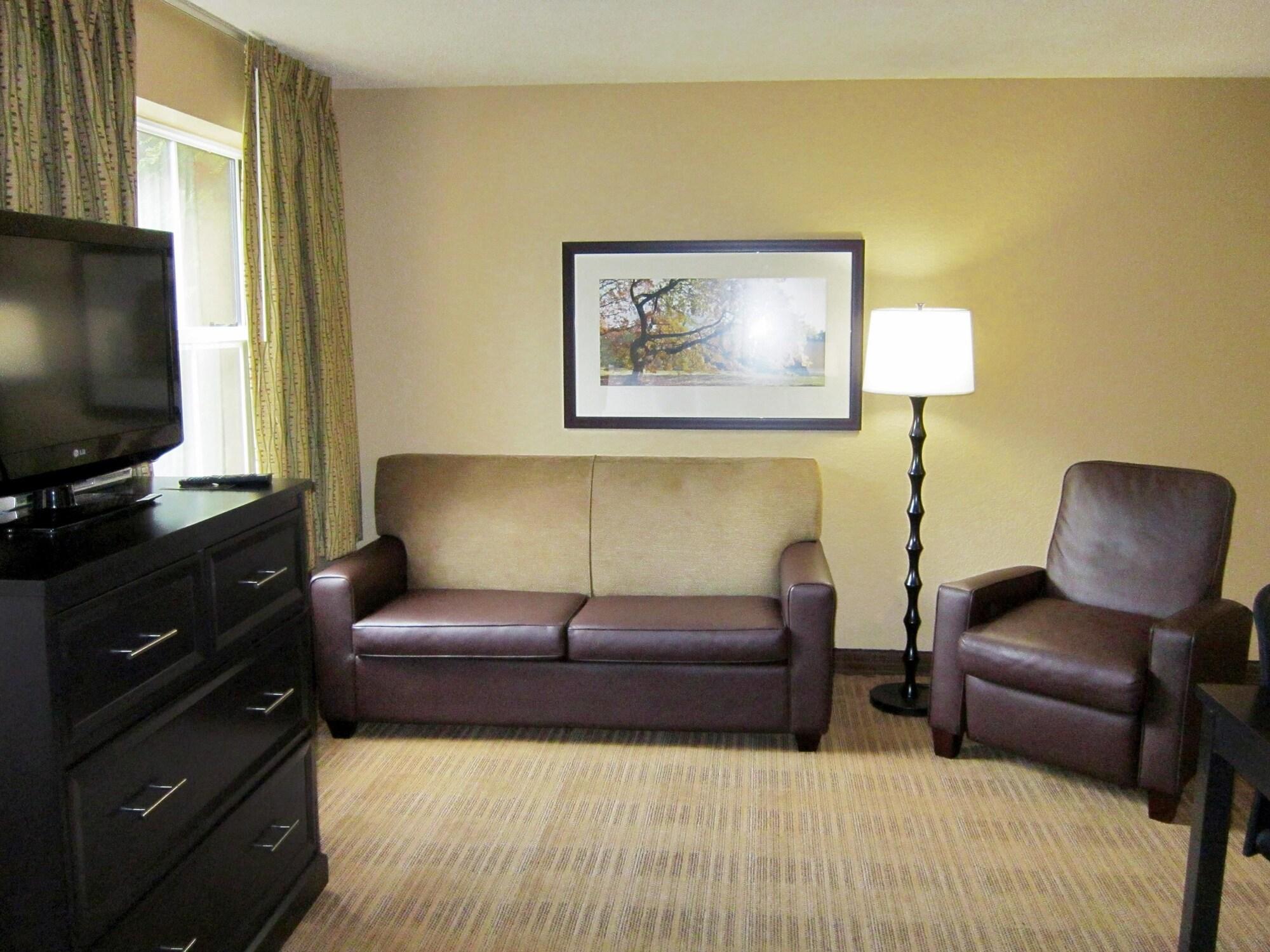 Extended Stay America Suites - Detroit - Novi - Orchard Hill Place Northville Екстер'єр фото