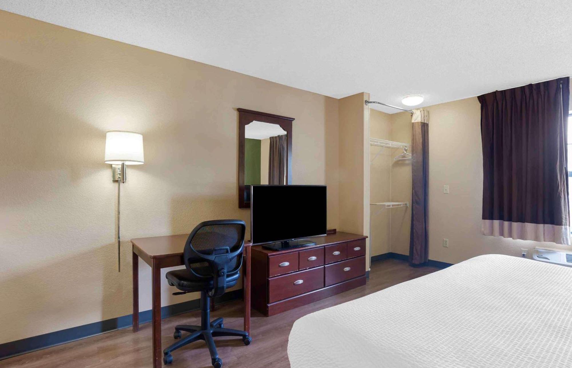Extended Stay America Suites - Detroit - Novi - Orchard Hill Place Northville Екстер'єр фото
