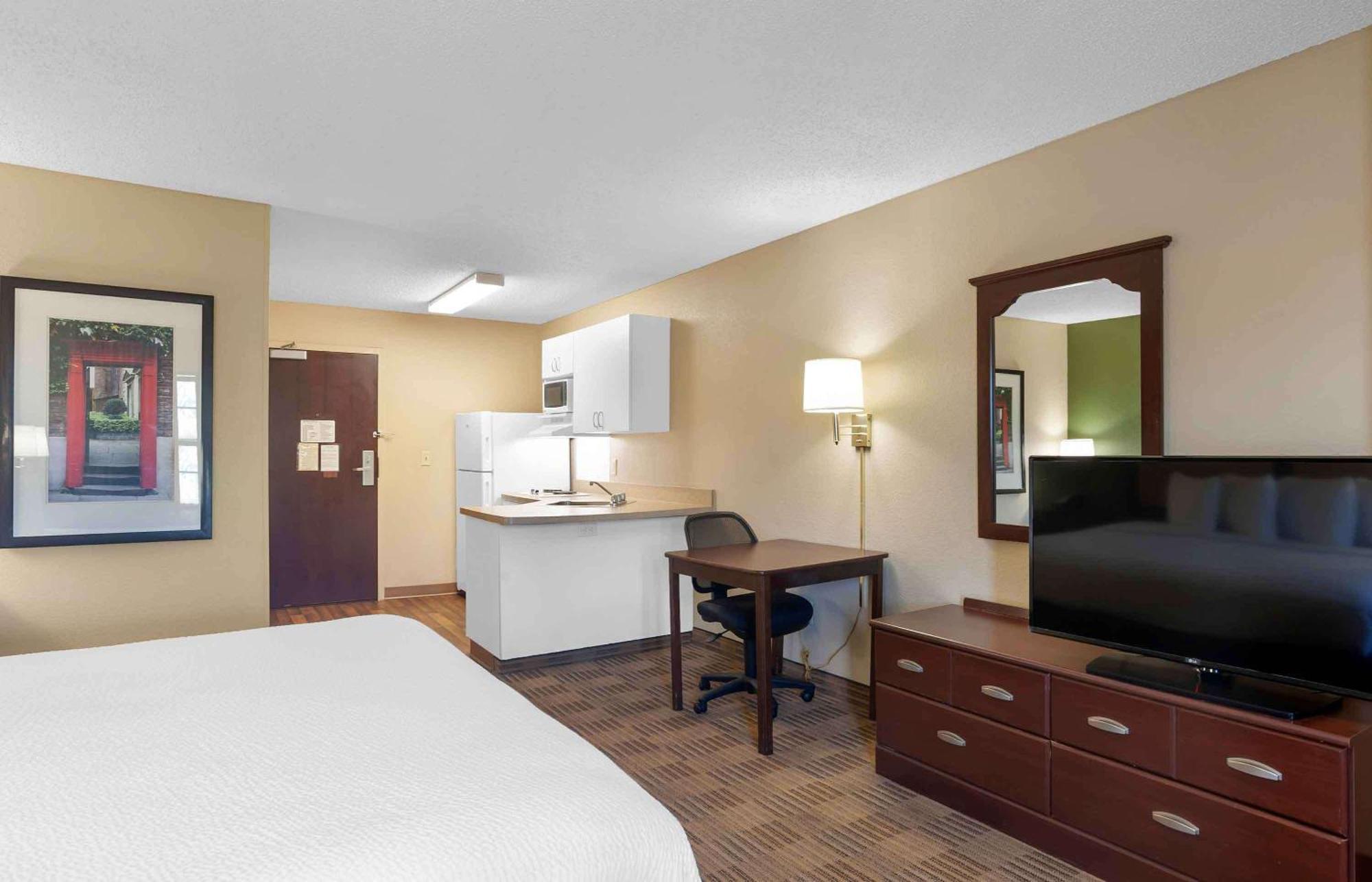 Extended Stay America Suites - Detroit - Novi - Orchard Hill Place Northville Екстер'єр фото