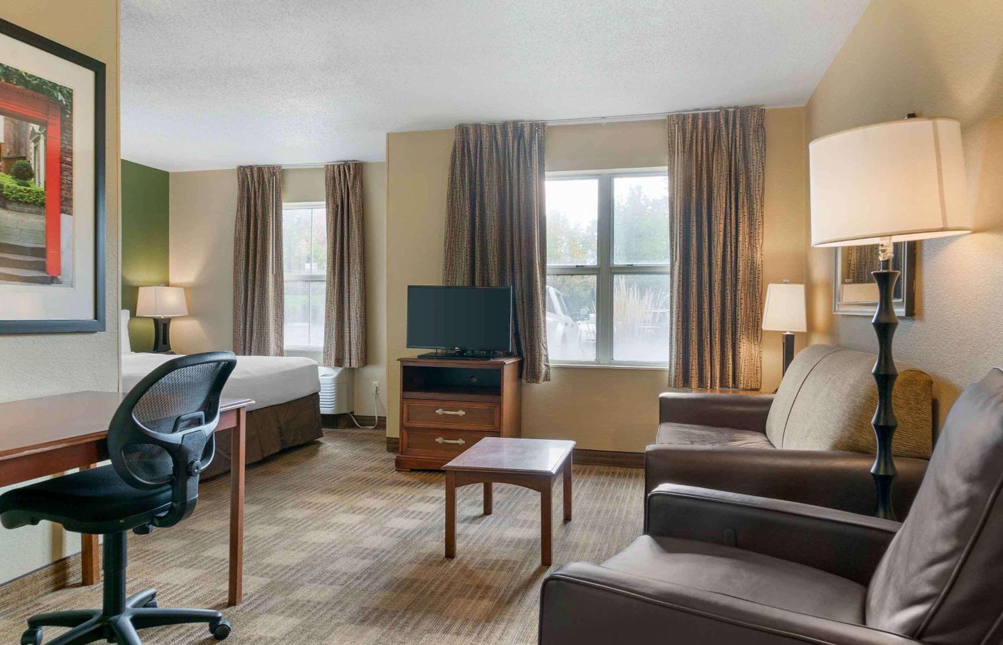 Extended Stay America Suites - Detroit - Novi - Orchard Hill Place Northville Екстер'єр фото