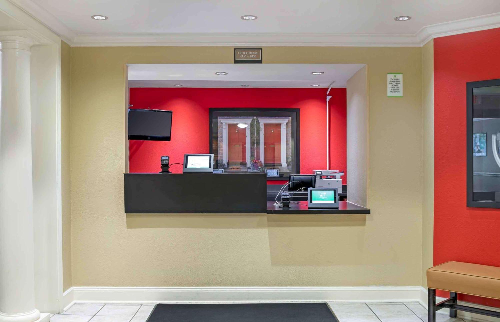 Extended Stay America Suites - Detroit - Novi - Orchard Hill Place Northville Екстер'єр фото