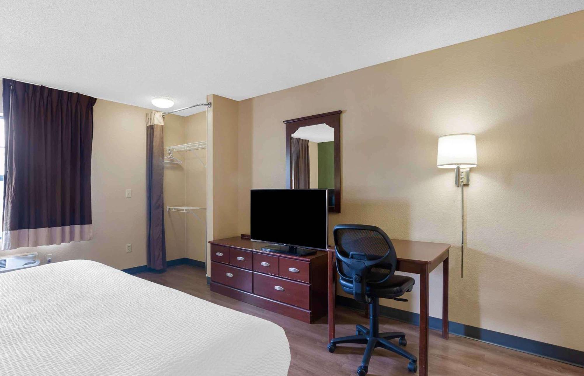Extended Stay America Suites - Detroit - Novi - Orchard Hill Place Northville Екстер'єр фото