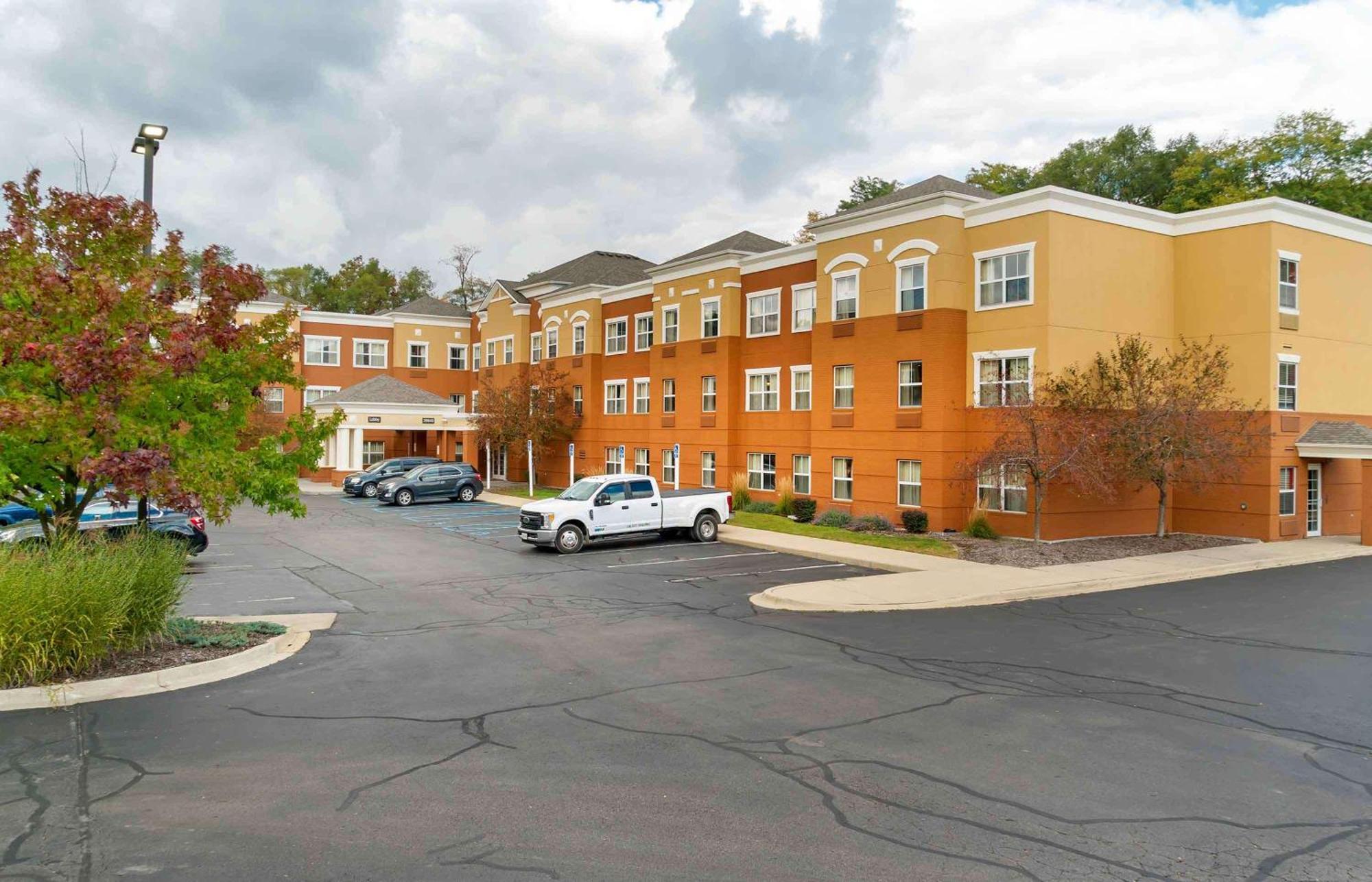 Extended Stay America Suites - Detroit - Novi - Orchard Hill Place Northville Екстер'єр фото